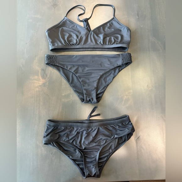 EUC Carve Design Black Bikini Set Stinson Large Top and Large & XL Bottoms Lot 3 - Picture 1 of 5